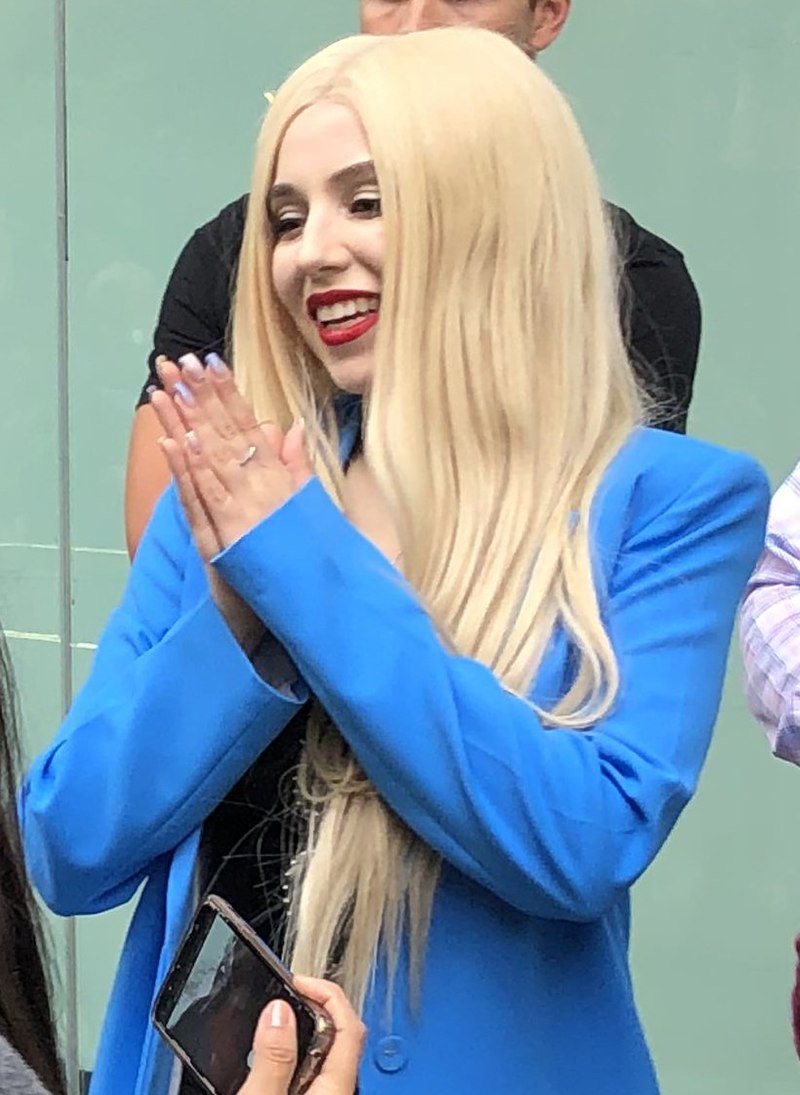 Ava Max - click here